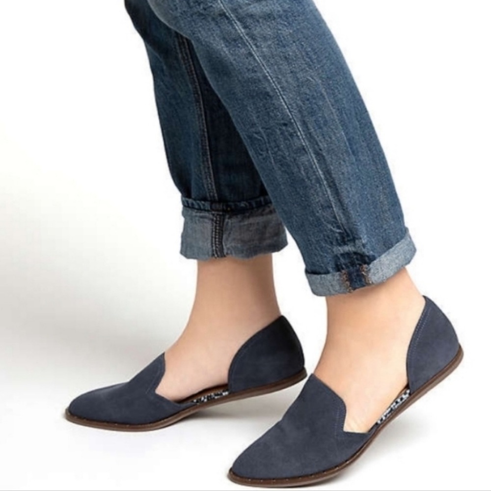 NWOT! [Crown Vintage] Blue Suede Leather Flats